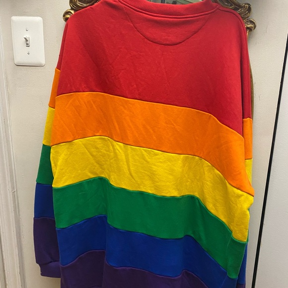 Steady hands rainbow sweatshirt - Picture 2 of 3